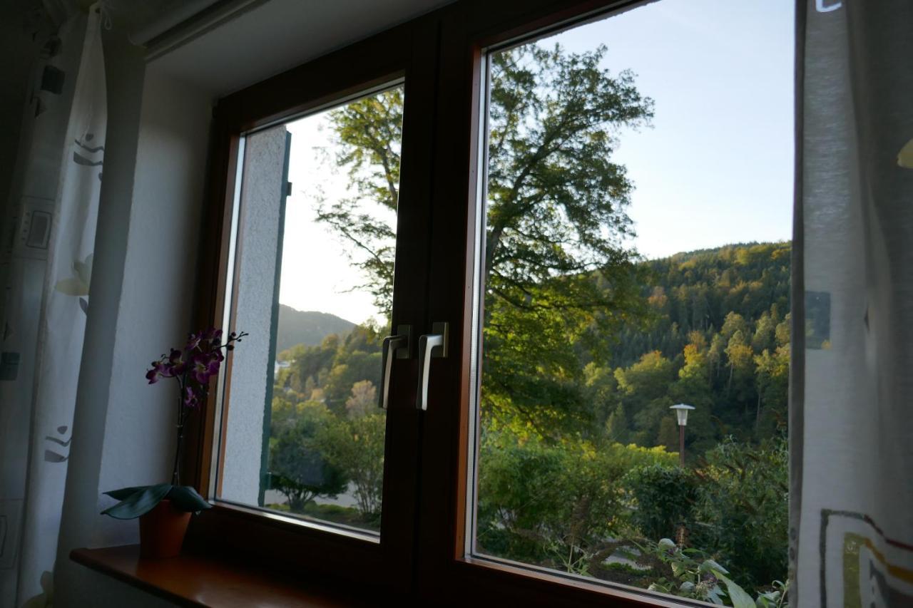 Ferienwohnung Am Wald Bad Herrenalb Exteriör bild